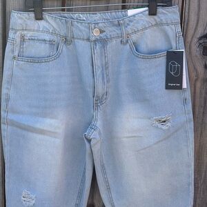 Original Use Light Wash Relaxed Jeans